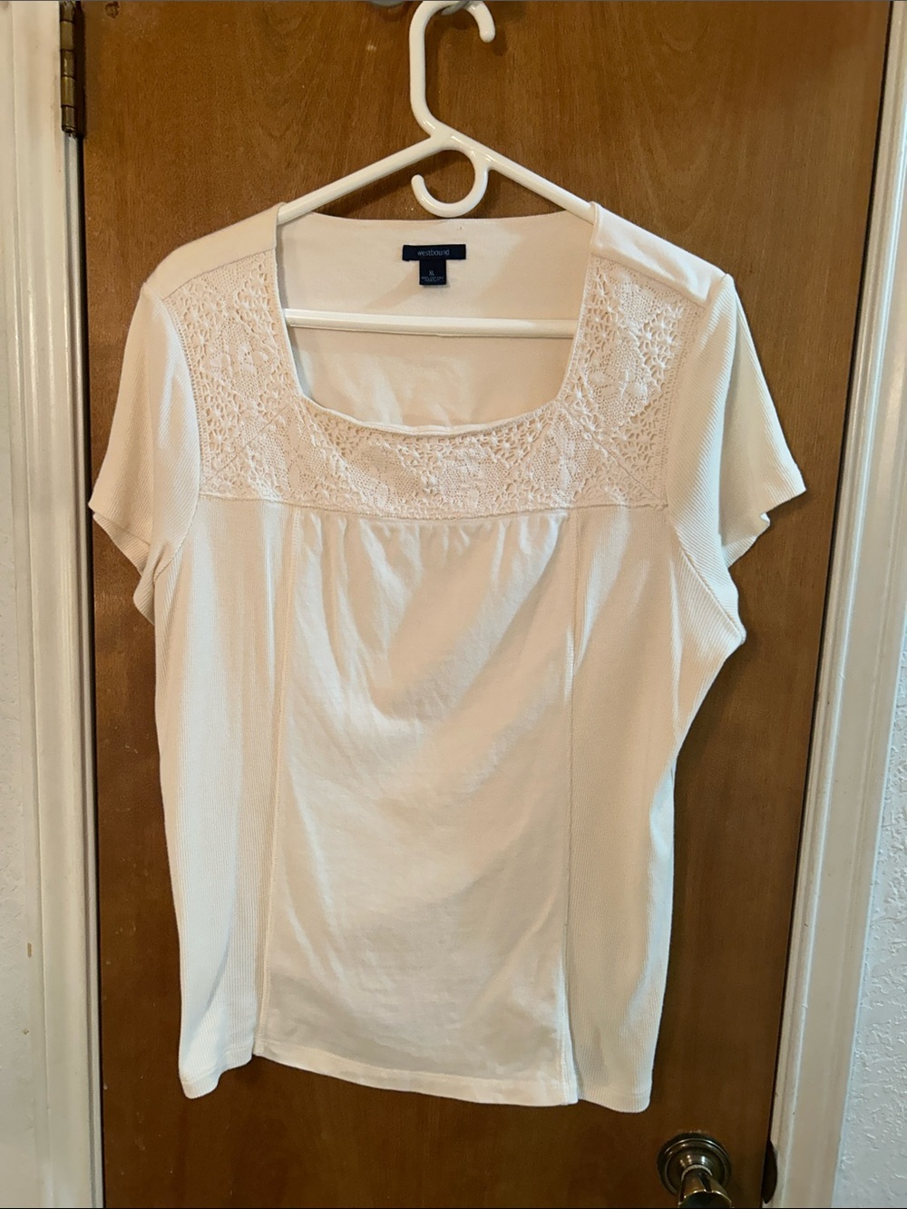 Great 100 % cotton Women's Top - Cream XL